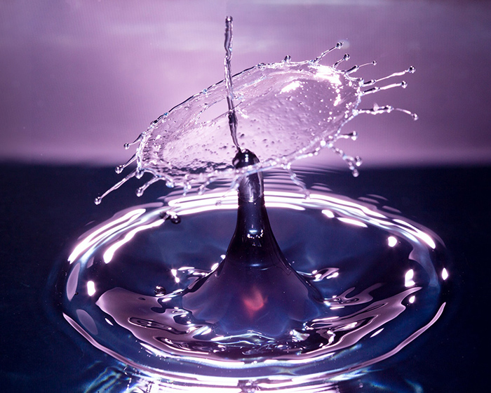 反滲透純凈水處理設(shè)備的應(yīng)用與特點