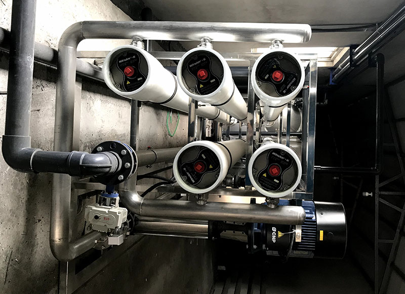 購買工業(yè)反滲透水處理設(shè)備時需要注意什么呢？