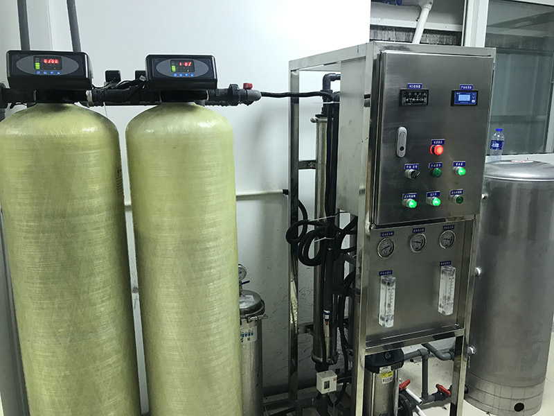 反滲透水處理設備在壓力過高時可能會出現(xiàn)的問題
