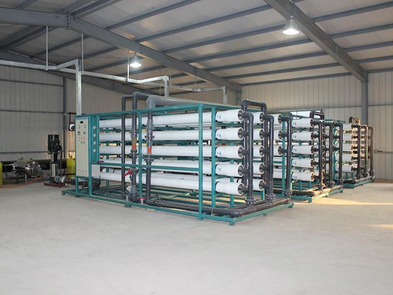沈陽(yáng)古泉源環(huán)保設(shè)備有限公司帶您走進(jìn)工廠中的反滲透凈水處理設(shè)備